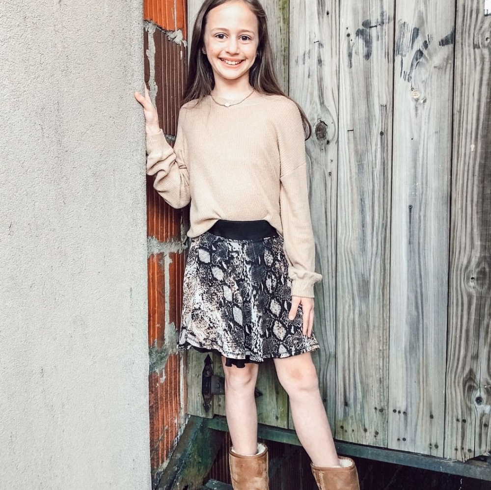 T2 LOVE GIRLS SNAKE PRINT SKIRT 10